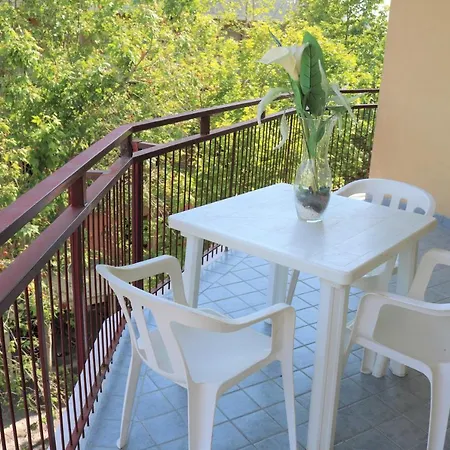 Delfino Apartment *